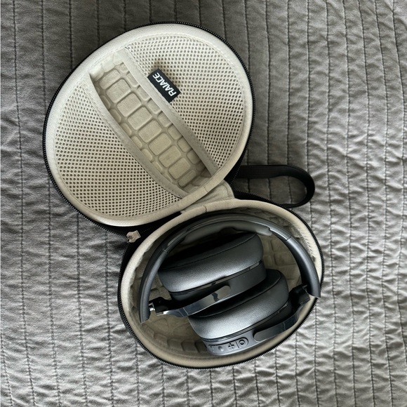 Skull Candy Hesh anc headphones